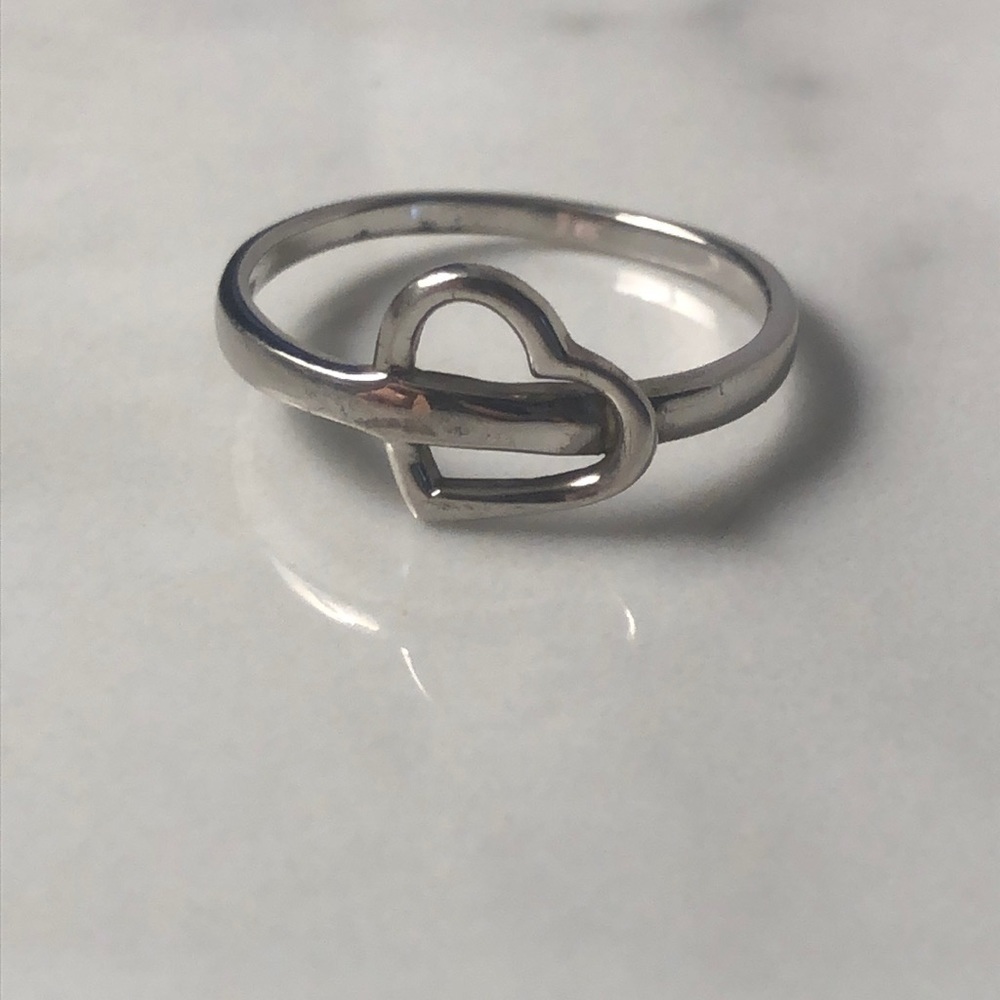 Sterling silver heart ring size 9.25